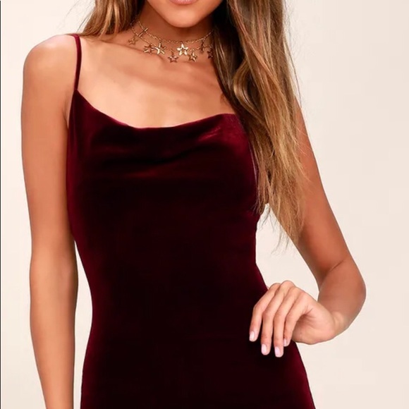 lulus burgundy velvet dress